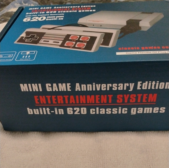 Retro Video Game System with 620 Games Included. - Picture 4 of 6